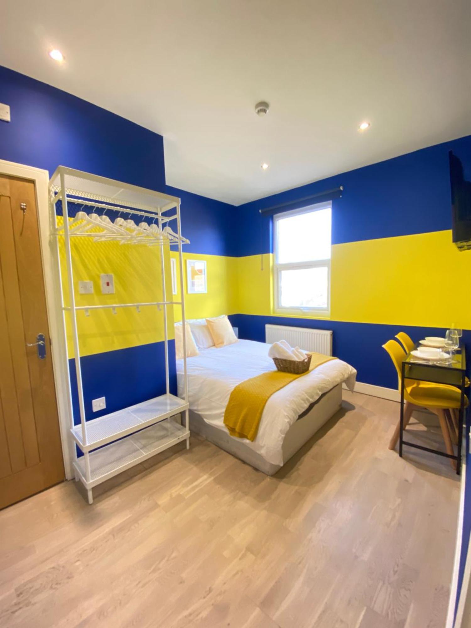 Cozy En-Suite Near Stratford Лондон Екстериор снимка