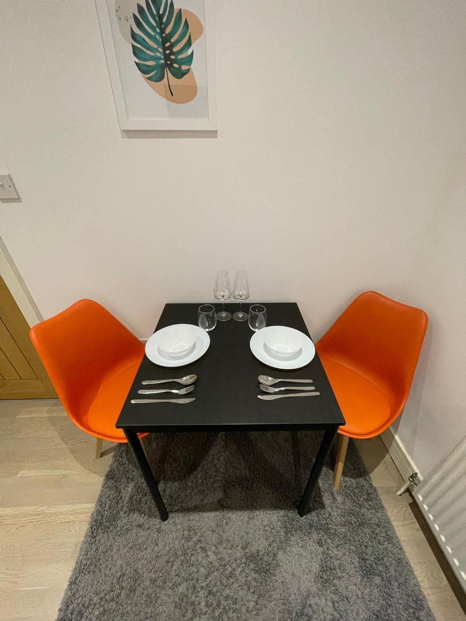 Cozy En-Suite Near Stratford Лондон Екстериор снимка